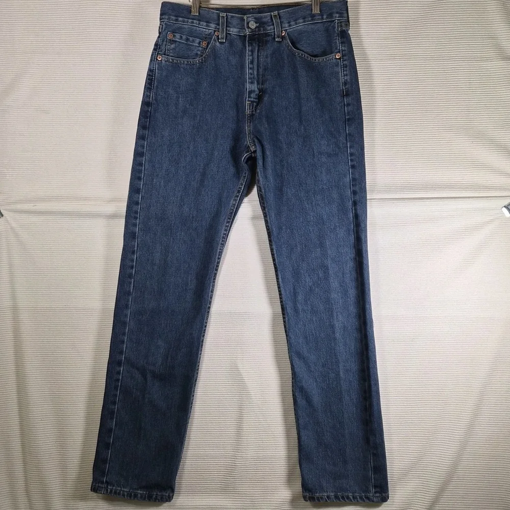 Levi's 505 Men's 32x32 Blue Jeans Regular Fit Straight Leg Medium Wash